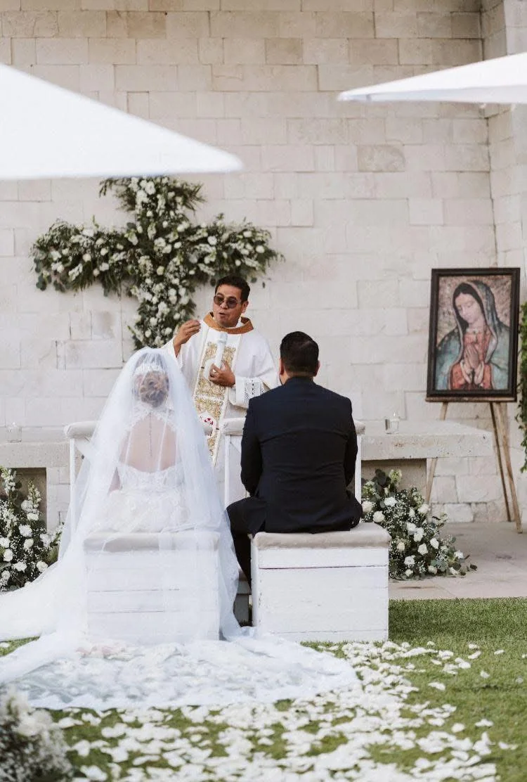 Ceremonia de boda en jardín